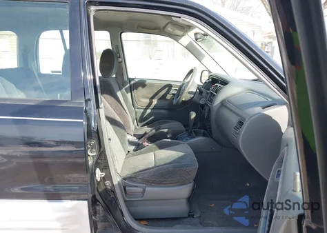 2001 Chevrolet Tracker Hard Top Lt z USA, uszkodzony, nr VIN 2CNBJ634216933362